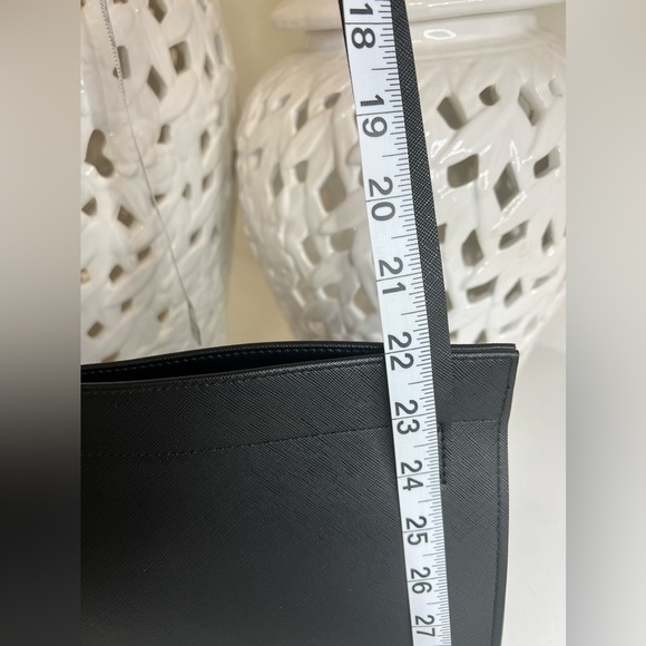 WACOAL Womens Black Vinyl Small Tote  Snap Closure
Lightweig - Picture 8 of 8